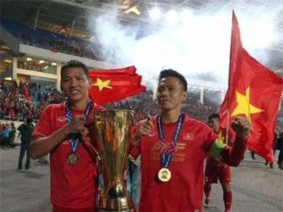 Anh Đức theo chân Xuân Trường, Văn Lâm sang Thái Lan thi đấu?