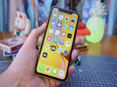 Chuyện 'ngược đời' về chiếc iPhone bán chạy nhất hiện nay