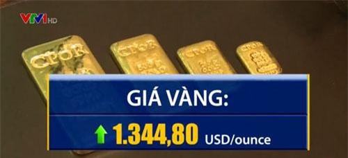 Giá vàng thế giới áp sát mốc cao nhất 10 tháng