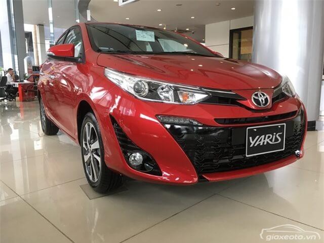 Cú lội ngược dòng ngoạn mục của Toyota Yaris trước Honda Jazz đầu năm 2019