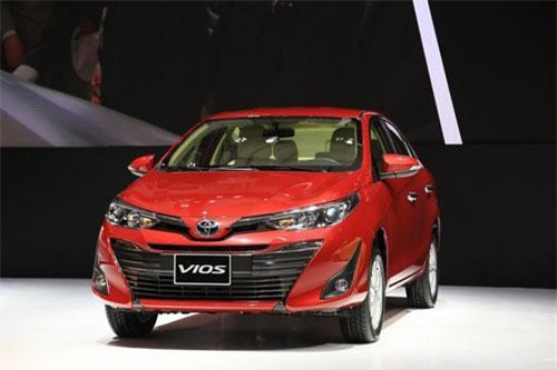 Dàn xe Toyota bất ngờ lao dốc