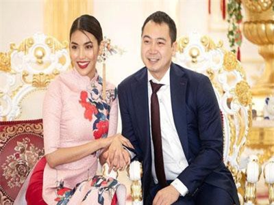 Mặc kệ bao đồn đoán về vòng, cuối cùng thì Lan Khuê cũng chịu khoe 'em bé'