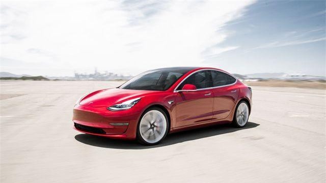 Tesla Model 3 trở nên "bất khả xâm phạm"