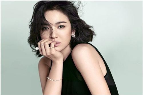 Sau 20 năm diễn xuất, Song Hye Kyo vẫn thấy hồi hộp khi đóng phim mới