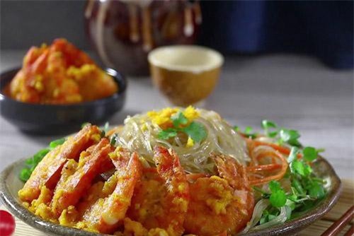 Clip: Miến xào tôm trứng muối dai mềm, béo béo lạ miệng