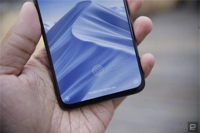 Cận cảnh Xiaomi Mi 9: Smartphone có thiết kế tốt nhất của Xiaomi - Ảnh 3.