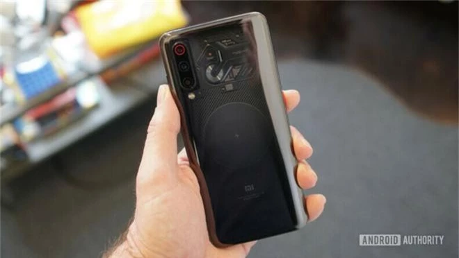 Cận cảnh Xiaomi Mi 9: Smartphone có thiết kế tốt nhất của Xiaomi - Ảnh 8.