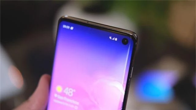 Cận cảnh bộ 3 Galaxy S10 vừa trình làng: Thiết kế đẹp, cấu hình “khủng” - 13