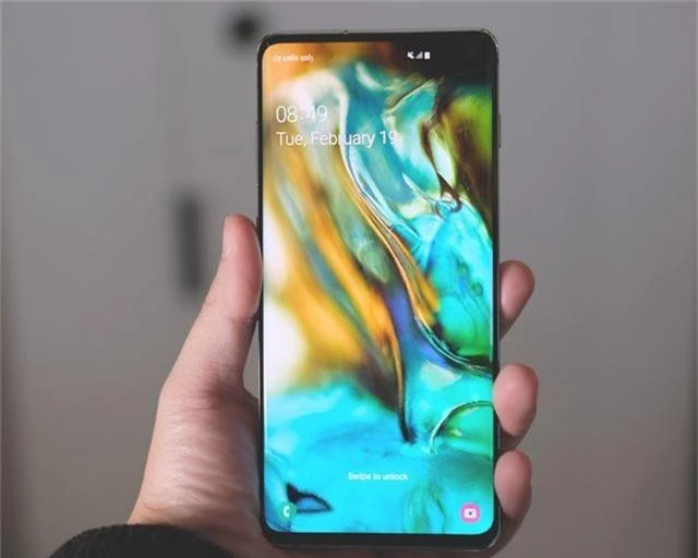 Cận cảnh bộ 3 Galaxy S10 vừa trình làng: Thiết kế đẹp, cấu hình “khủng” - 3