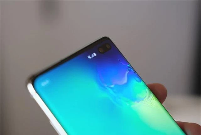 Cận cảnh bộ 3 Galaxy S10 vừa trình làng: Thiết kế đẹp, cấu hình “khủng” - 4