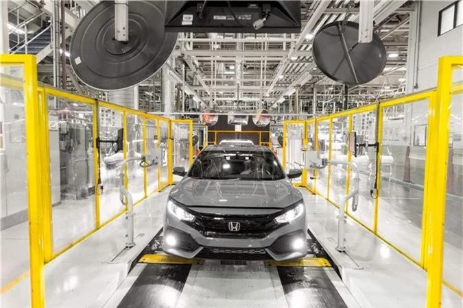 honda-civic-production-anh2.jpg