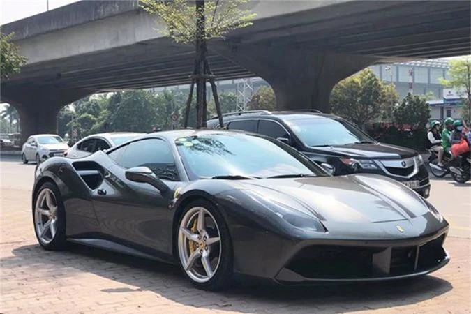 Sieu xe Ferrari 488 GTB cu cua Cuong Do la chi 7,3 ty