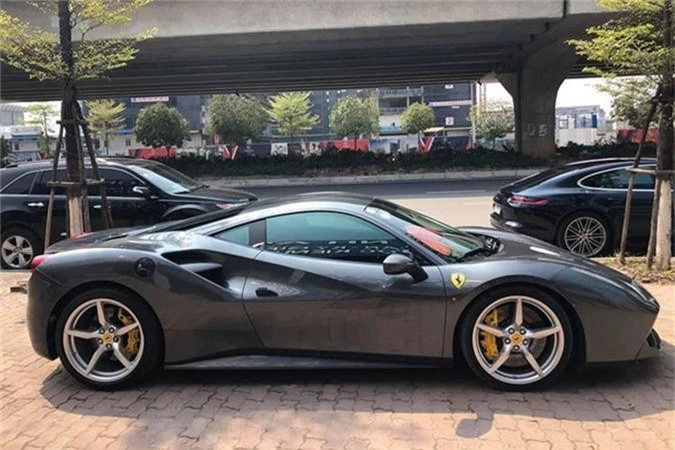 Sieu xe Ferrari 488 GTB cu cua Cuong Do la chi 7,3 ty-Hinh-2