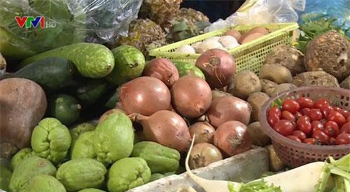 Giá rau, củ, quả giảm mạnh sau Tết