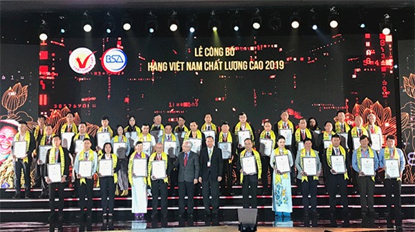  524 doanh nghiệp đạt danh hiệu Hàng Việt Nam chất lượng cao 2019 