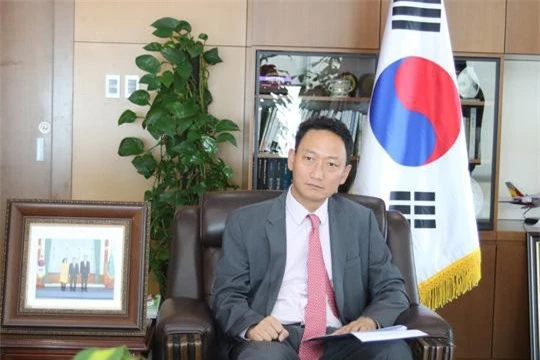 Đại sứ Hàn Quốc tại Việt Nam Kim Do-hyon