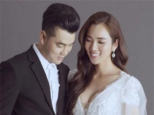 Bà xã Ưng Hoàng Phúc báo tin vui đang mang bầu lần 3