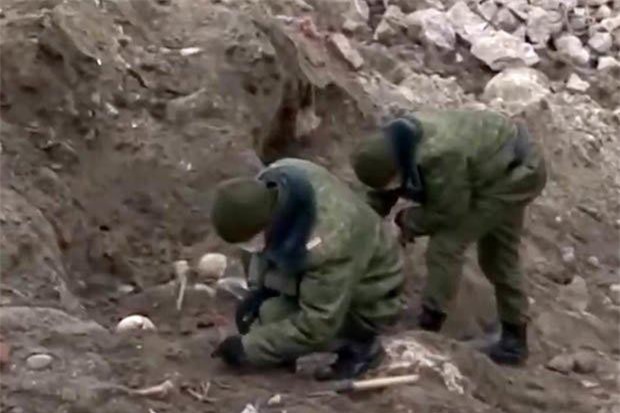 Phát hiện mộ tập thể 1.000 người Do thái bị Đức Quốc xã giết hại  