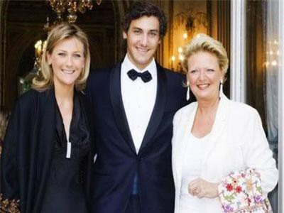 Cháu nội đời thứ 7 của Napoleon: Đẹp trai, độc thân, thành tích học tập khủng