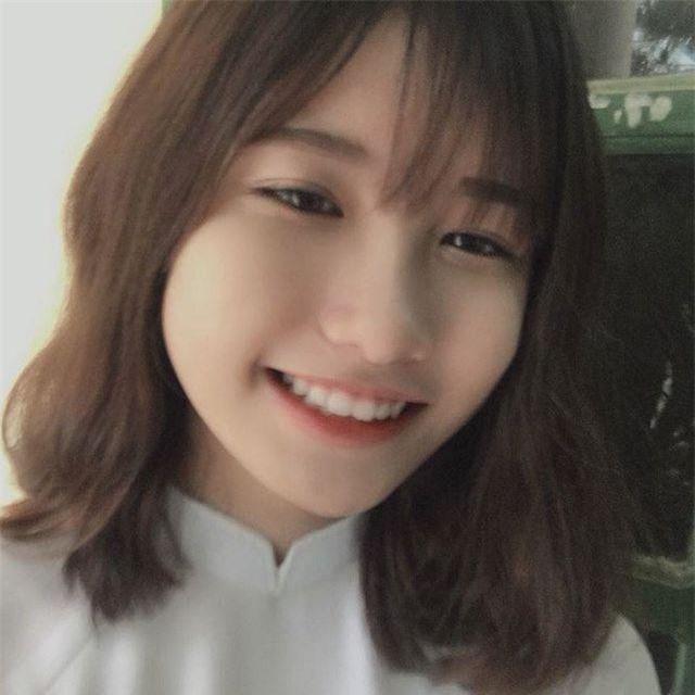 Bất ngờ nhan sắc con gái Hiệp Gà sau 10 năm bố mẹ li hôn