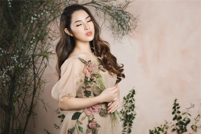 Bảo Trâm Idol hóa công chúa xinh đẹp trong bộ ảnh mới