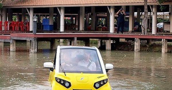 Đại gia Nhật muốn bán ôtô lội nước giá 250 triệu tại Việt Nam