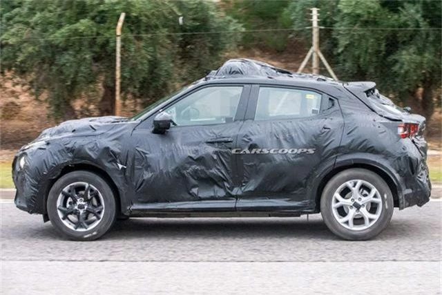 Hé lộ Nissan Juke 2020: Khung gầm mới, thiết kế cũ - Ảnh 3.