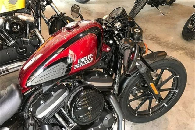 Minh Nhựa tậu siêu mô tô Harley-Davidson gần nửa tỷ đồng - 4..jpg