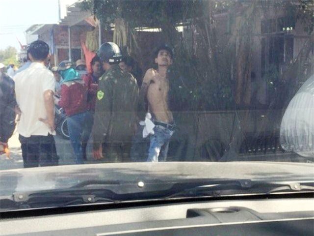 Quảng Nam: Khống chế đối tượng “ngáo đá” đập phá nhà dân