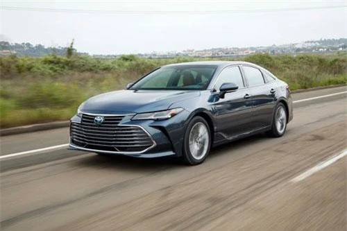 Xe cỡ lớn tốt nhất: Toyota Avalon Hybrid 2019.