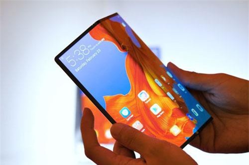 Trên tay Huawei Mate X: Màn hình gập, cấu hình ‘khủng’, giá hơn 60 triệu