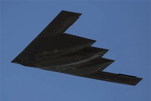 B-2 Spirit là một trong ba máy bay ném bom hạng nặng chiến lược đang trong biên chế của Không quân Mỹ.