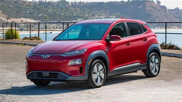 Hyundai Kona bản thường đã hot, tới bản chạy điện cũng sản xuất không kịp bán