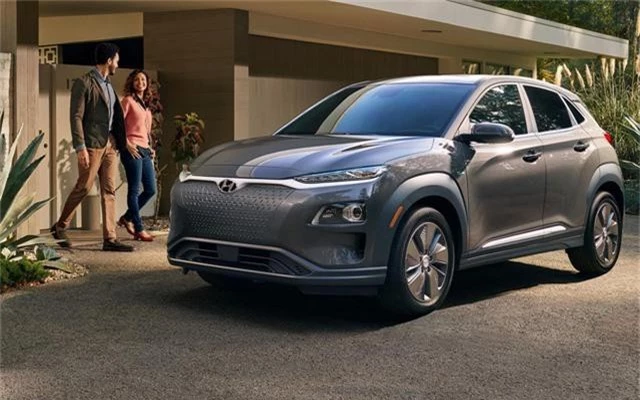 Hyundai Kona bản thường đã hot, tới bản chạy điện cũng sản xuất không kịp bán - Ảnh 1.