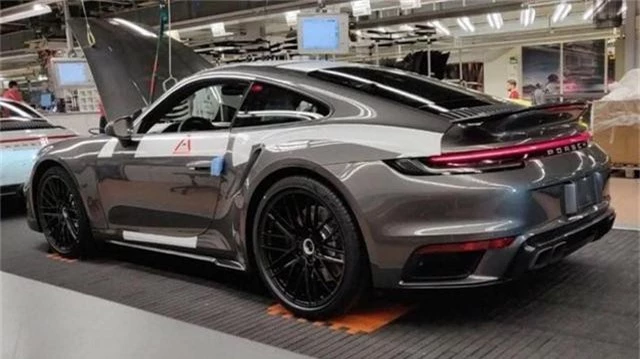 Porsche 911 Turbo đời mới ra mắt cuối năm cho fan đam mê tốc độ là đây