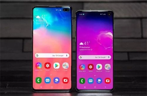 Samsung Galaxy S10 Plus (trái) và Galaxy S10.