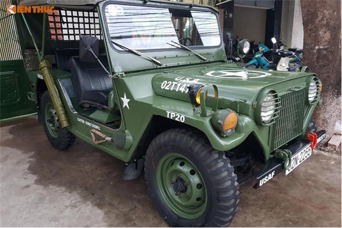 Cận cảnh xe ôtô Jeep giá chỉ 150 triệu đồng