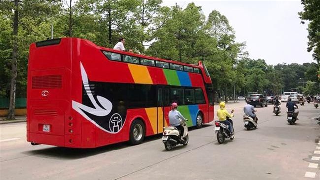 Hội nghị thượng đỉnh Mỹ - Triều: Đưa đón phóng viên miễn phí bằng xe bus 2 tầng