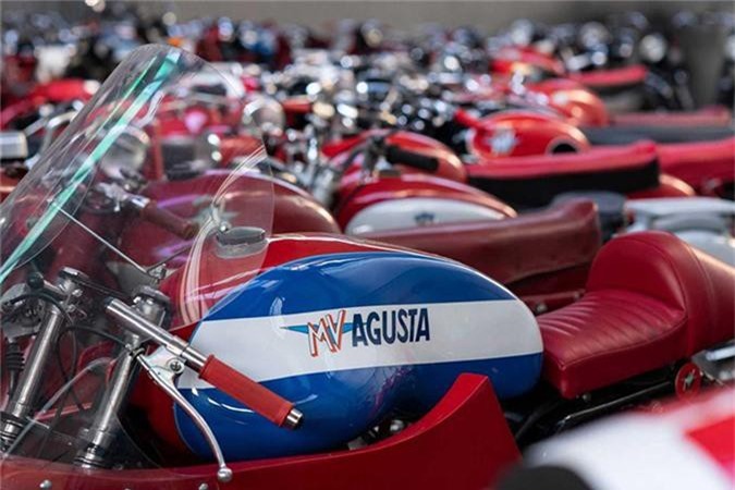 Bo suu tap xe MV Agusta 