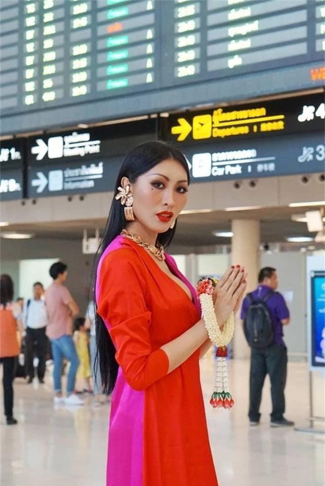 Cùng đổ bộ sân bay Thái, bất ngờ với nhan sắc đời thực của dàn thí sinh Hoa hậu Chuyển giới Quốc tế 2019 - Ảnh 7.