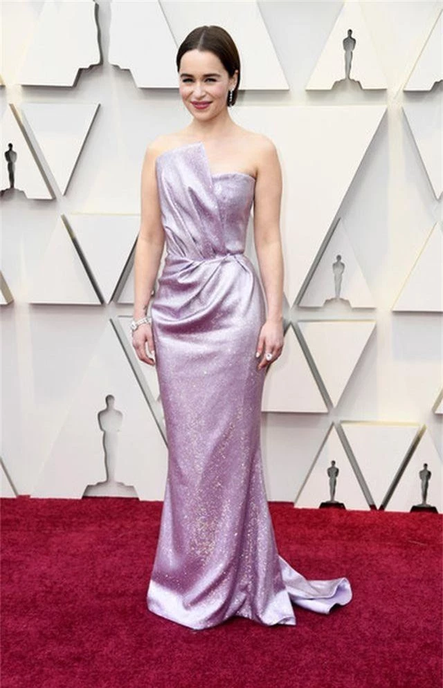 Minh tinh Hollywood khoe váy áo lộng lẫy trên thảm đỏ Oscar 2019 - 11