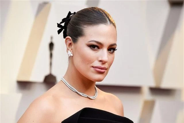 Minh tinh Hollywood khoe váy áo lộng lẫy trên thảm đỏ Oscar 2019 - 27