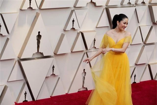 Minh tinh Hollywood khoe váy áo lộng lẫy trên thảm đỏ Oscar 2019 - 29