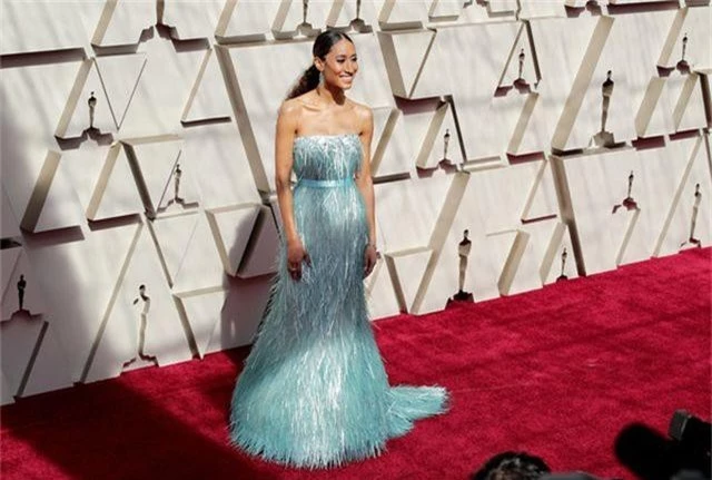 Minh tinh Hollywood khoe váy áo lộng lẫy trên thảm đỏ Oscar 2019 - 36