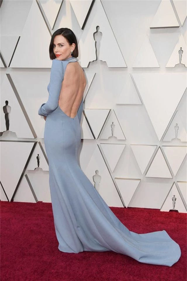 Minh tinh Hollywood khoe váy áo lộng lẫy trên thảm đỏ Oscar 2019 - 51