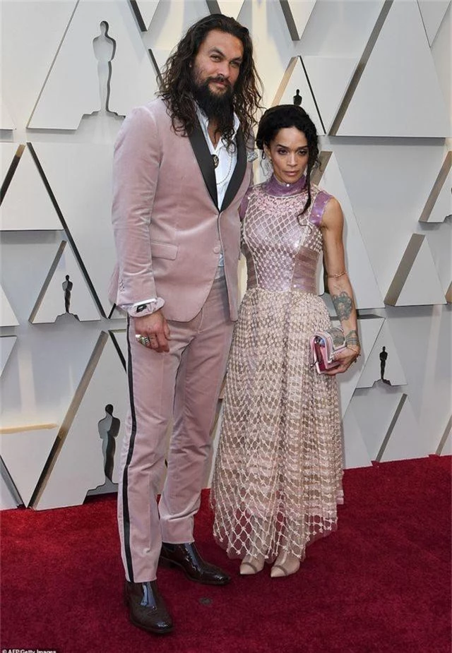 Minh tinh Hollywood khoe váy áo lộng lẫy trên thảm đỏ Oscar 2019 - 53