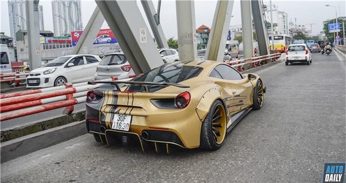 Siêu Phẩm Ferrari 488 Gtb độ Liberty Walk Dán Tem Bắt Mắt