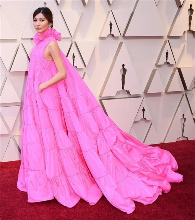 Thảm đỏ Oscar 2019: Dương Tử Quỳnh diện đầm cổ tích bên dàn Con nhà siêu giàu châu Á, dàn mỹ nhân thi nhau chặt chém - Ảnh 7.