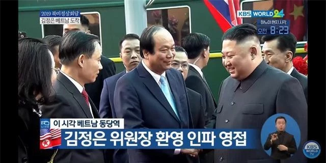 Chủ nhiệm Văn phòng Chính phủ, Bộ trưởng Mai Tiến Dũng đón Chủ tịch Triều Tiên Kim Jong-un