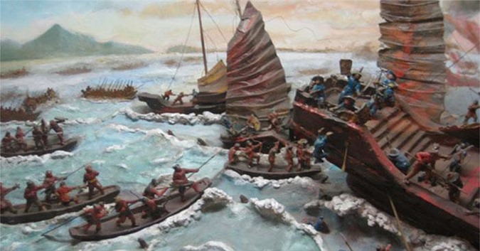 10 tr&#x1EAD;n th&#x1EE7;y chi&#x1EBF;n vang danh s&#x1EED; Vi&#x1EC7;t khi&#x1EBF;n qu&#xE2;n th&#xF9; kinh h&#x1ED3;n b&#x1EA1;t v&#xED;a